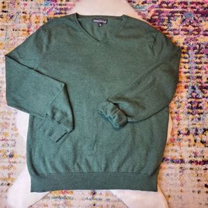 J CREW MERCANTILE Green Vneck sweater